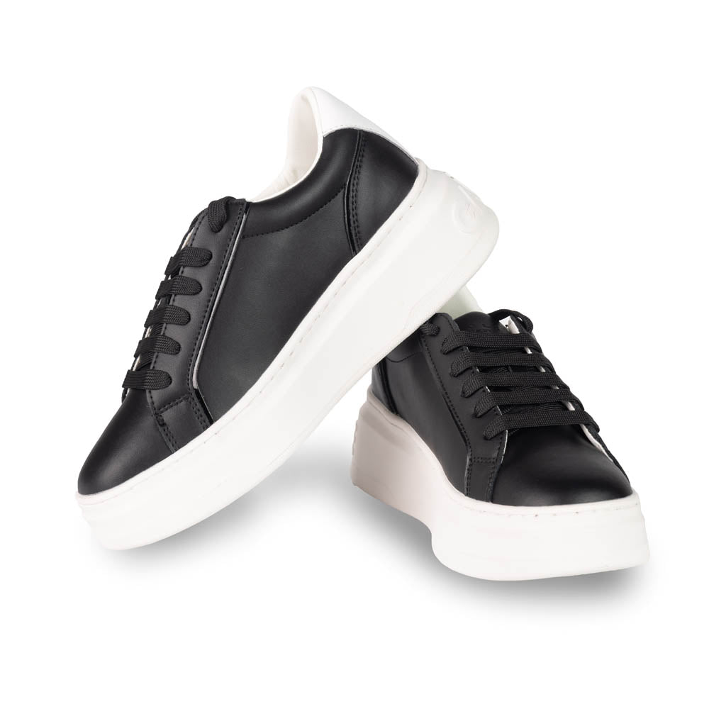 SNEAKERS DONNA GAELLE IN PELLE - COL. NERO