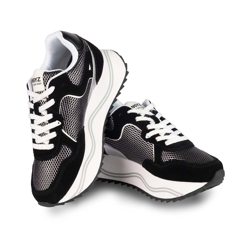 SNEAKERS DONNA W6YZ MOD. "DEVA" IN SUEDE E TESSUTO TECNICO - COL. NERO / BIANCO